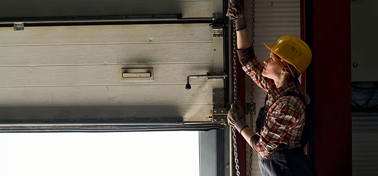 Addressing Common Garage Door Stoppage Issues in Corcoran, CA