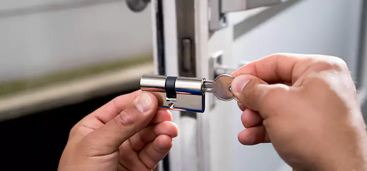 Emergency Locksmith for House Corcoran