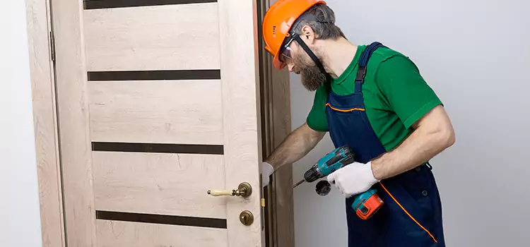 Replace Internal Door Handle with Lock Corcoran