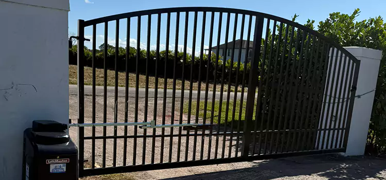 Driveway Fence Repair Corcoran